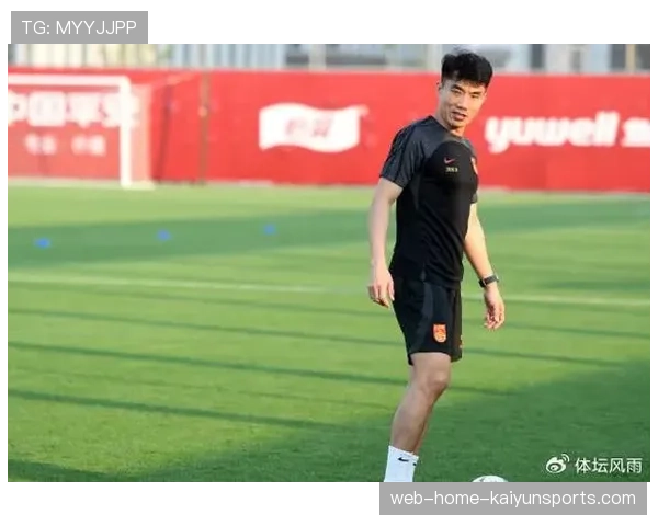 青岛西海岸郑智执教经验不足 球队总体实力有所下滑 青岛西海岸郑智执教经验不足 球队总体实力有所下滑